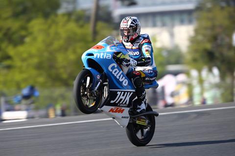 Le Mans Moto3: Vinales continues form to take pole