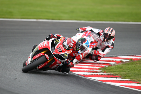 BSB Oulton Race 1: Ellison draws first blood