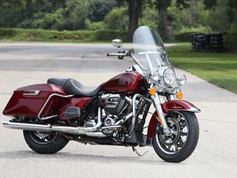 HARLEY-DAVIDSON ROAD KING (2016-on) review