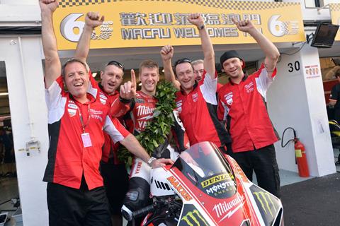 Breaking news: Hutchinson and Brookes in TT comeback!