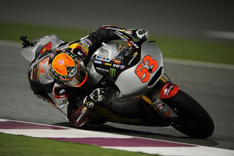 Qatar MotoGP: Rabat battles to Moto2 win