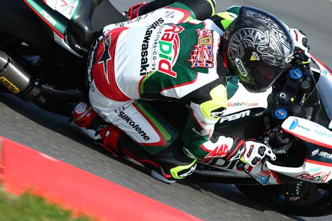 Byrne blows away lap record at Snetterton