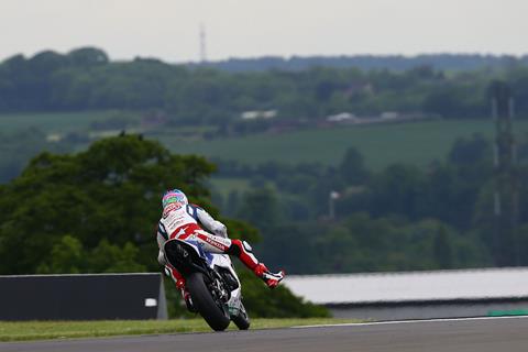 WSS Donington: Van der Mark extends championship lead with another win