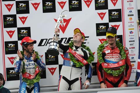 TT 2014: Dunlop dominates Superbike TT as Anstey boosts lap record to 132mph