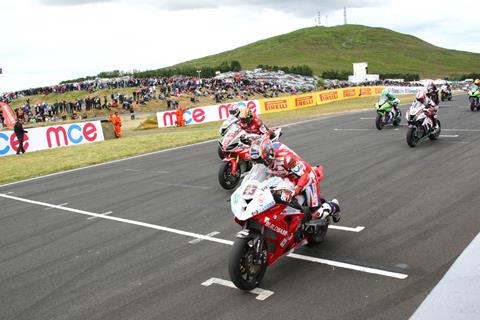 Knockhill BSB: Kiyo returns with race one win