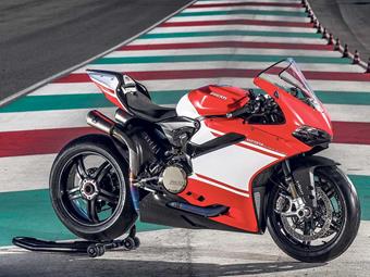 DUCATI 1299 SUPERLEGGERA (2017-on) review