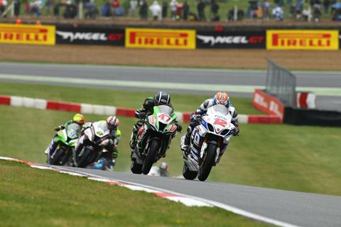 Brands Hatch BSB: Waters triumphs in the wet