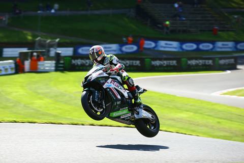 Cadwell BSB: Byrne demolishes lap record for pole