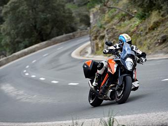 KTM 1290 SUPERDUKE GT (2016-on) review