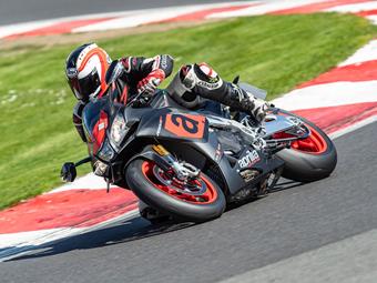 APRILIA RSV4 RR (2018-on) review