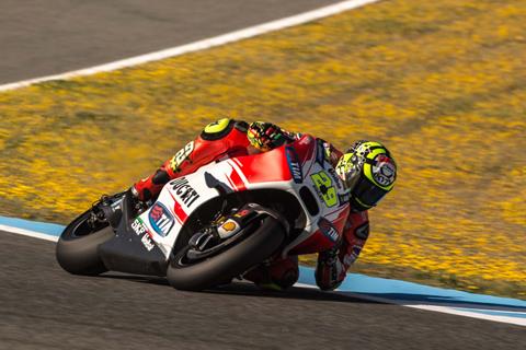 Iannone dislocates shoulder, still aiming for Le Mans