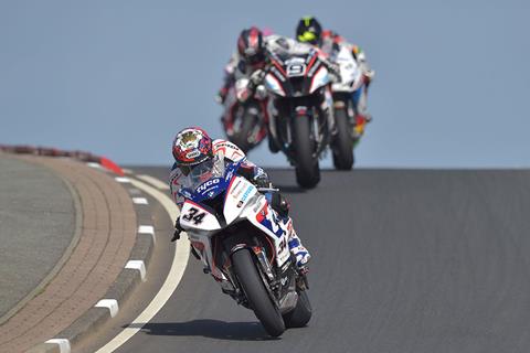 Seeley takes experience to superbike win