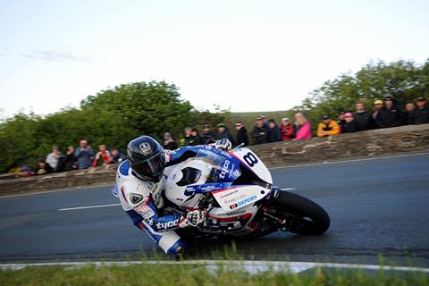 Delays at the TT after helicopter crash and high winds