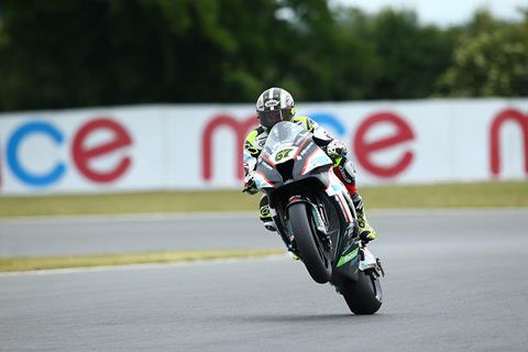 Byrne tops opening day at Snetterton