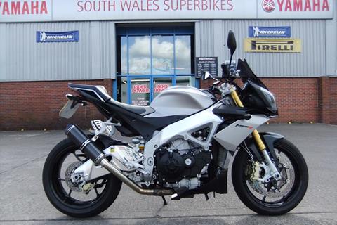 Bike of the Day: Aprilia Tuono V4R