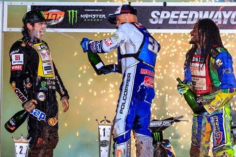 Woffinden retains speedway world title lead in Sweden