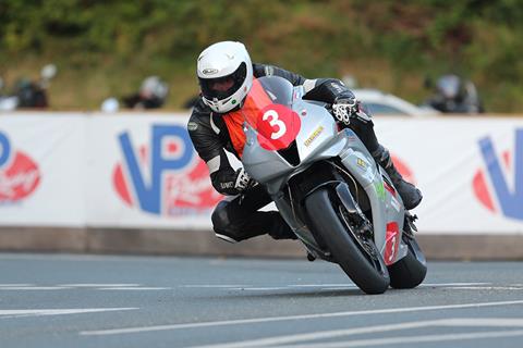 Dutch racer dies at Manx GP