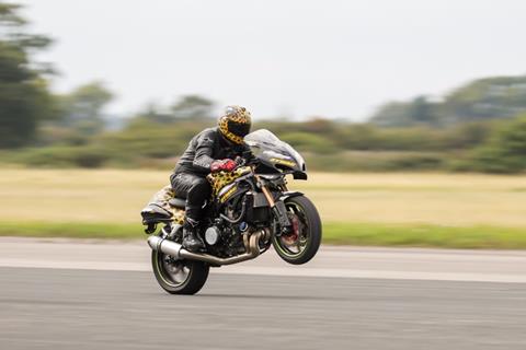 Gary Rothwell nails 209mph wheelie