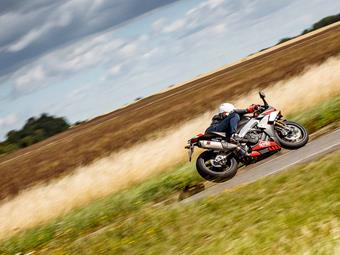 APRILIA RSV4 1100 FACTORY (2020-2021) review