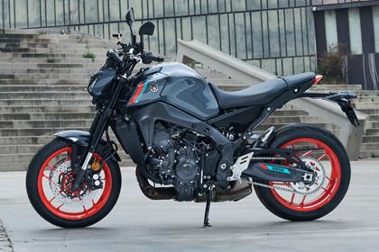 YAMAHA MT-09 (2021-2023)