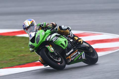 Sofuoglu takes supersport pole in Sepang