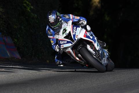 TT 2016: Hutchy becomes fastest rider to lap mountain course 