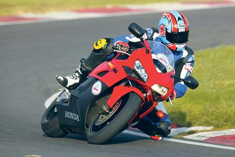 Join MCN for a summer trackday at Cadwell Park