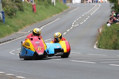 TT 2016: Sidecar veteran Ian Bell has died