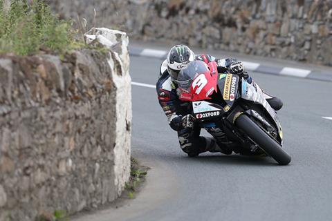 Roads: Dunlop dominates opening Southern 100 race