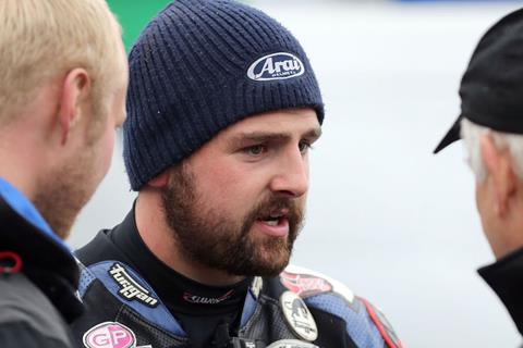 Ulster GP: Dunlop takes Superstock pole