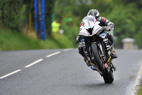 Ulster GP: Dunlop takes pole in close-fought Superbike qualifying