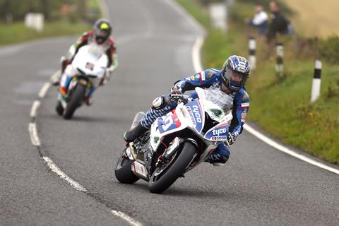 Ulster GP: Hutchinson holds off Anstey for Superbike win