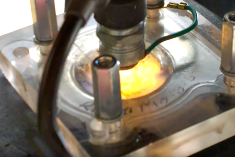 Video: A glass cylinder head is about as strong as you'd expect