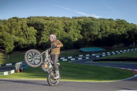 Lampkin set for Isle of Man TT wheelie record