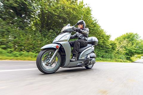 First ride: Kymco People GT 300i