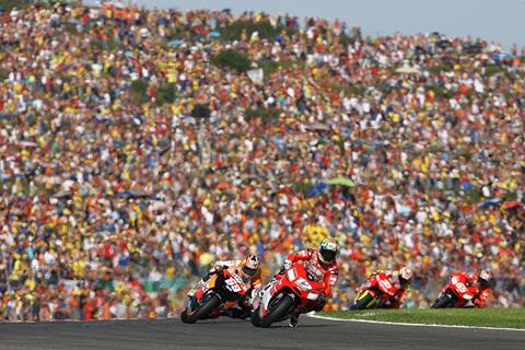 Throwback Thursday gallery: 2006 MotoGP title decider