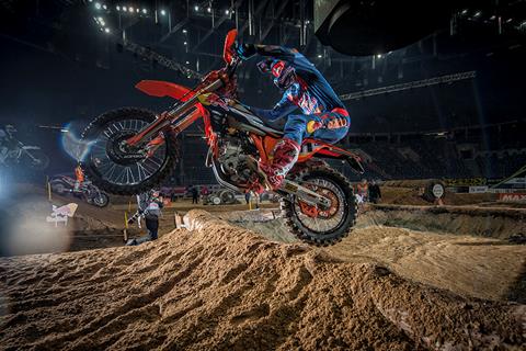 Enduro: Blazusiak bows out in style