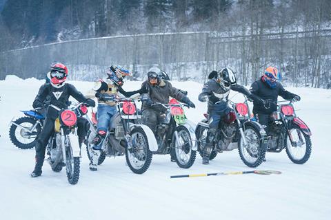 Snow Quake II: Frozen racetracks & bikes on studded tyres