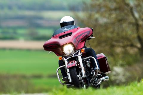 MCN Fleet: Street Glide - The Empire Strikes Back