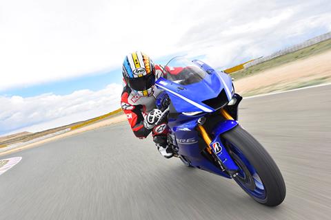 MCN Fleet: Yamaha R6 one month away!