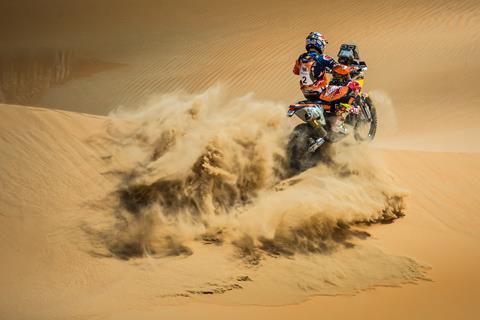 Off-Road: Sam Sunderland wins Abu Dhabi Desert Challenge