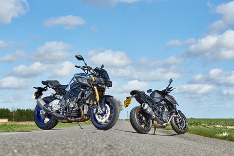 Gallery: Yamaha MT-10SP vs KTM 1290 Super Duke R