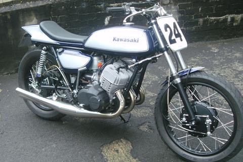 17-year-old clutter transforms into Kawasaki H1 Flattracker