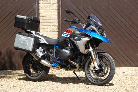 MCN Fleet: BMW R1200GS Rallye's big box / little box