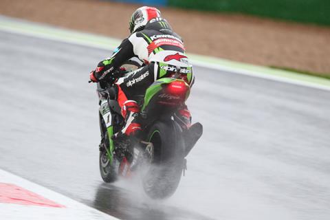 WSB: Rea takes wet pole despite crash