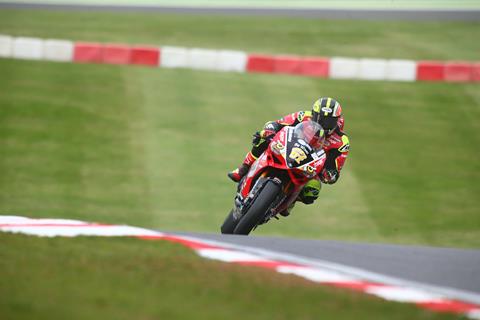 BSB: Shakey storms to pole as Haslam crashes out