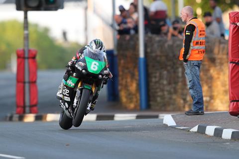 TT 2018: Dunlop under Lightweight record on opening night