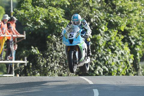 TT 2018: 131mph laps in first Superbike session