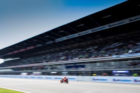 MotoGP: Marquez edges out Rossi in Thai qualifying