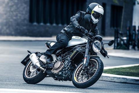 MCN explains: automatic clutch kit for Husqvarna 401s